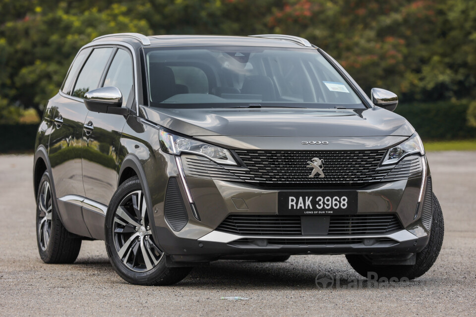 Peugeot 5008 P87 Facelift (2021) Exterior