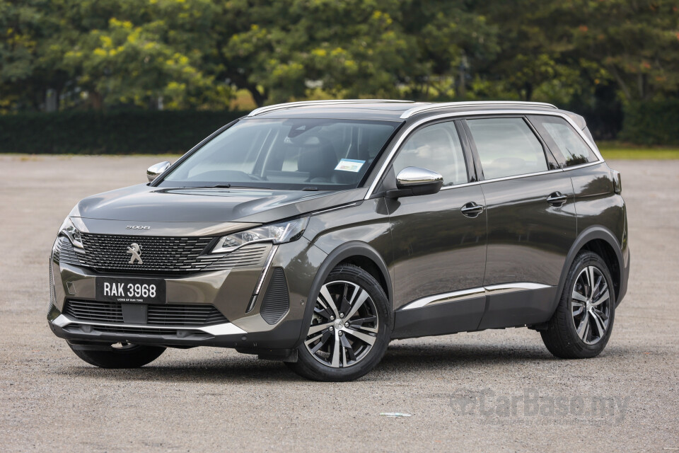 Peugeot 5008 P87 Facelift (2021) Exterior
