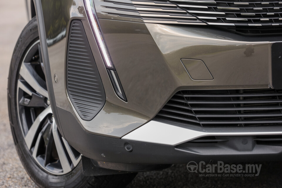 Peugeot 5008 P87 Facelift (2021) Exterior