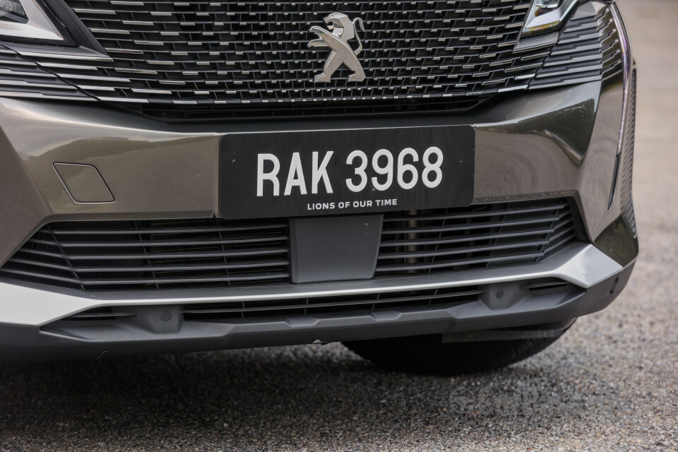 Peugeot 5008 P87 Facelift (2021) Exterior