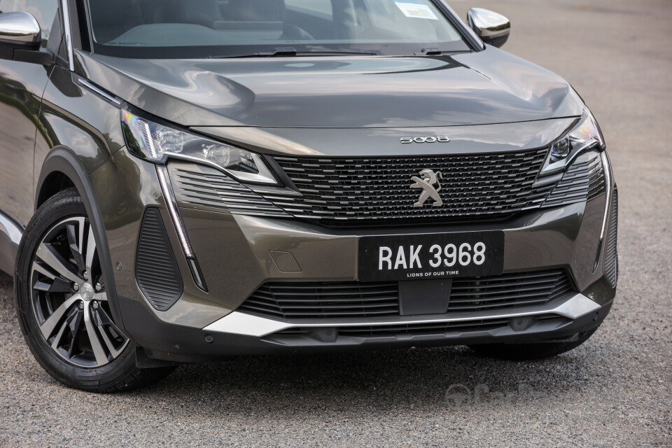 Peugeot 5008 P87 Facelift (2021) Exterior