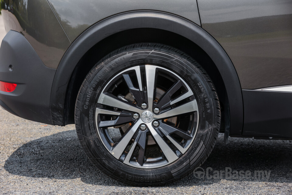 Peugeot 5008 P87 Facelift (2021) Exterior