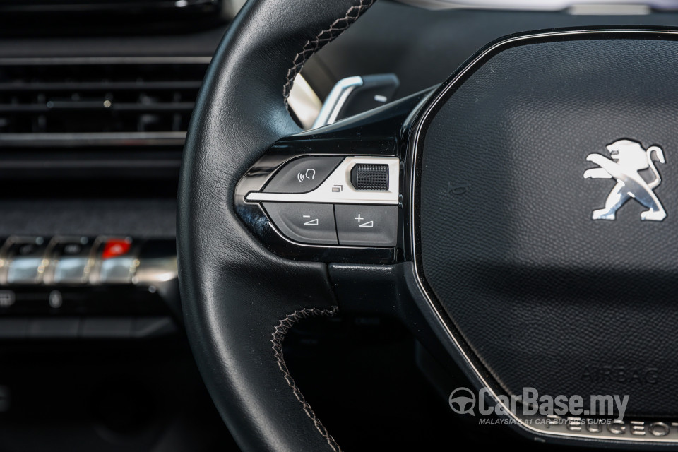 Peugeot 5008 P87 Facelift (2021) Interior