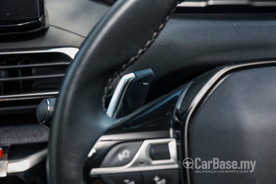 Peugeot 5008 P87 Facelift (2021) Interior