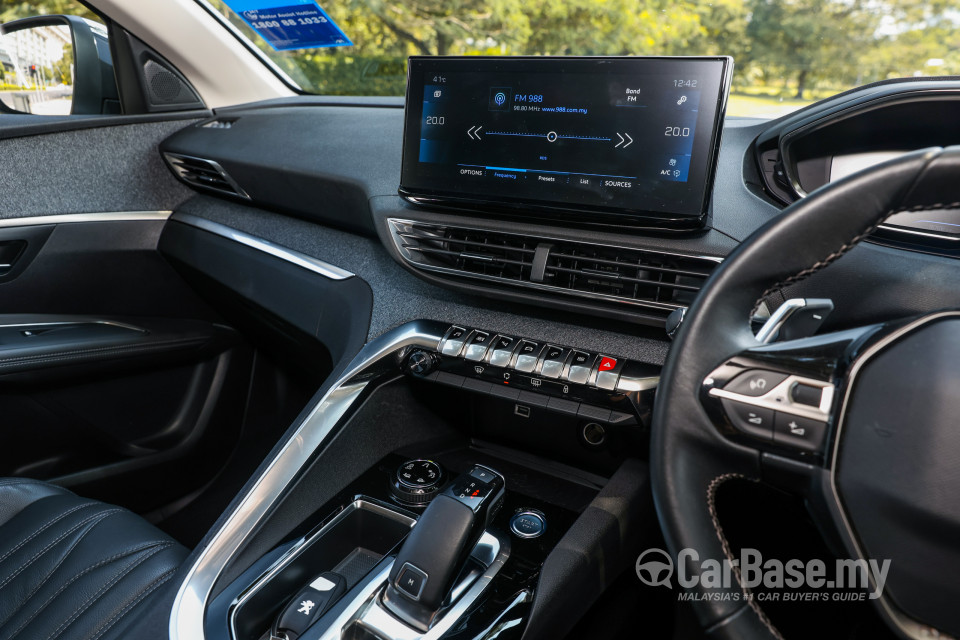 Peugeot 5008 P87 Facelift (2021) Interior