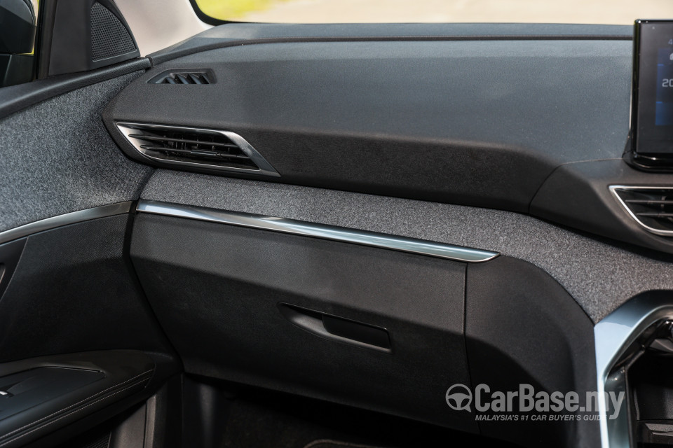 Peugeot 5008 P87 Facelift (2021) Interior