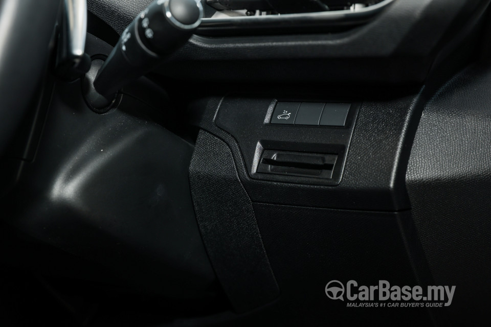 Peugeot 5008 P87 Facelift (2021) Interior