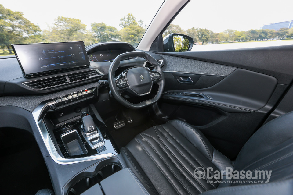 Peugeot 5008 P87 Facelift (2021) Interior