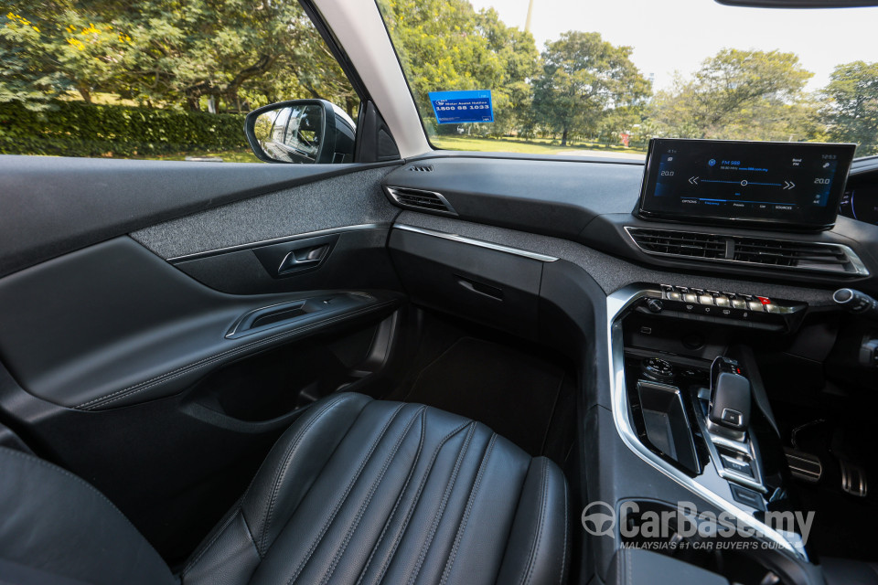Peugeot 5008 P87 Facelift (2021) Interior