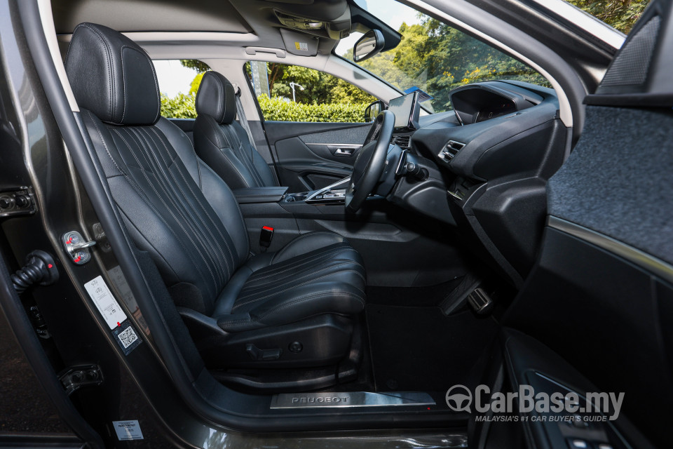 Peugeot 5008 P87 Facelift (2021) Interior