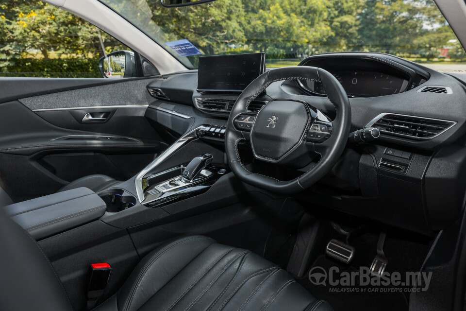 Peugeot 5008 P87 Facelift (2021) Interior