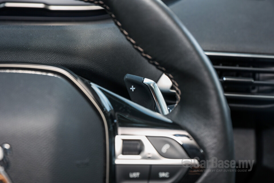 Peugeot 5008 P87 Facelift (2021) Interior