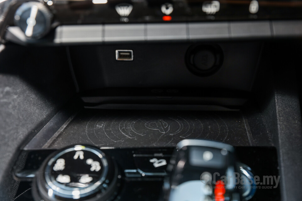 Peugeot 5008 P87 Facelift (2021) Interior