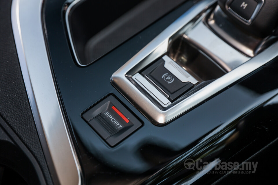 Peugeot 5008 P87 Facelift (2021) Interior