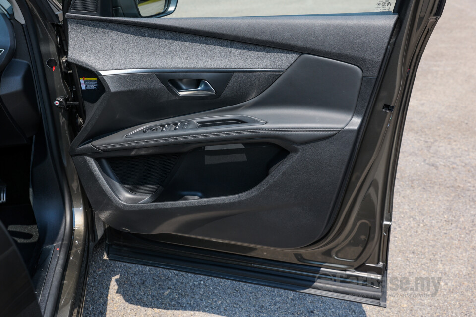 Peugeot 5008 P87 Facelift (2021) Interior