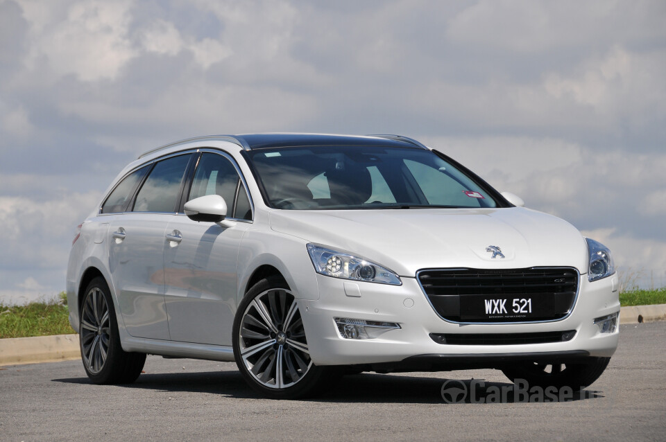 Nissan Grand Livina L11 Facelift (2013) Exterior