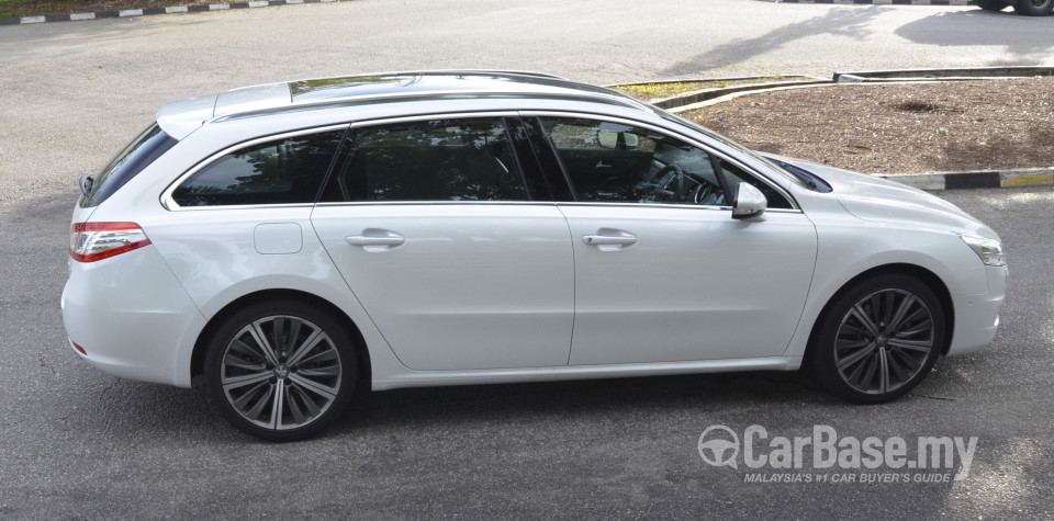 Peugeot 508 SW Mk1 (2012) Exterior