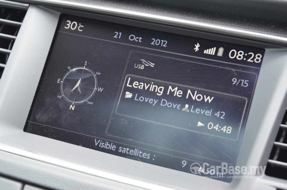Peugeot 508 SW Mk1 (2012) Interior