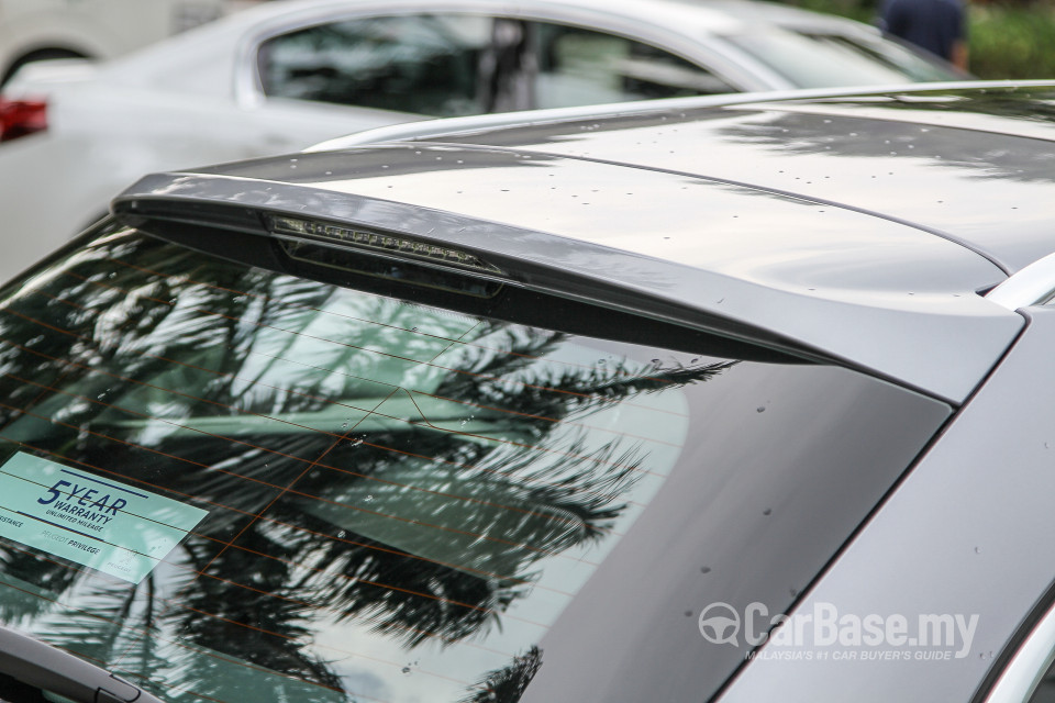 Peugeot 508 SW Mk1 Facelift (2015) Exterior