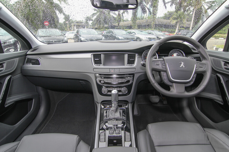 Subaru WRX GJ (2014) Interior