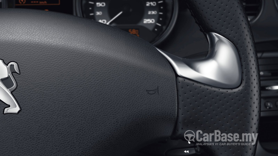 Peugeot RCZ Mk1 Facelift (2013) Interior