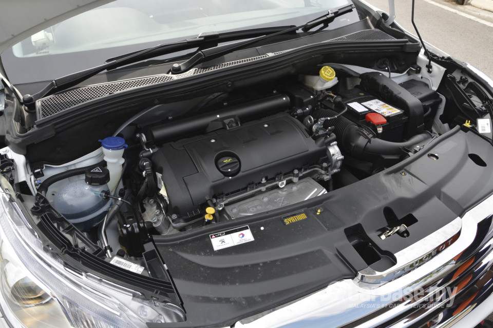 Peugeot 2008 A94 (2014) Exterior