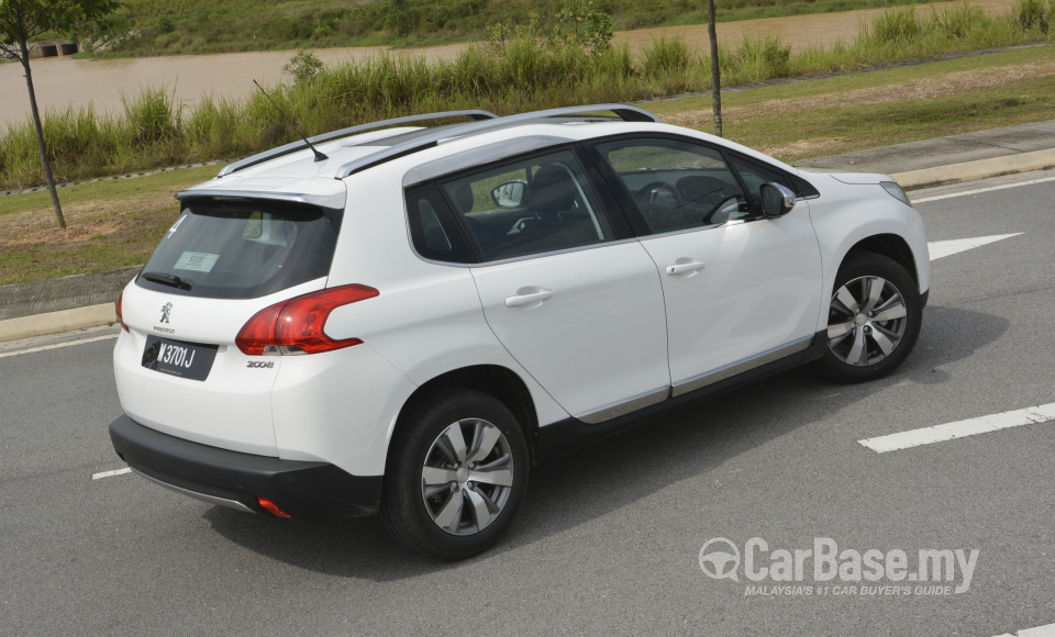Peugeot 2008 A94 (2014) Exterior