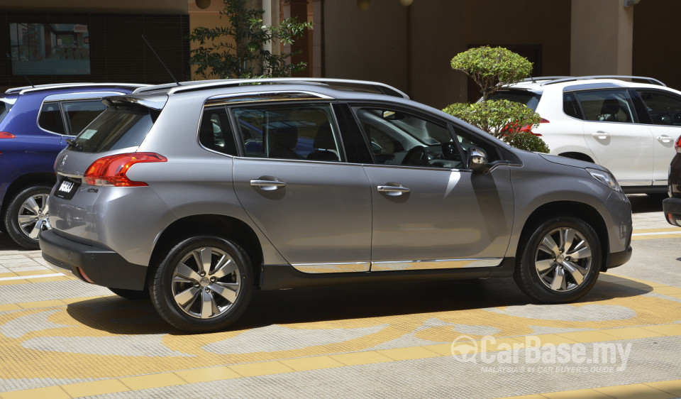 Peugeot 2008 A94 (2014) Exterior