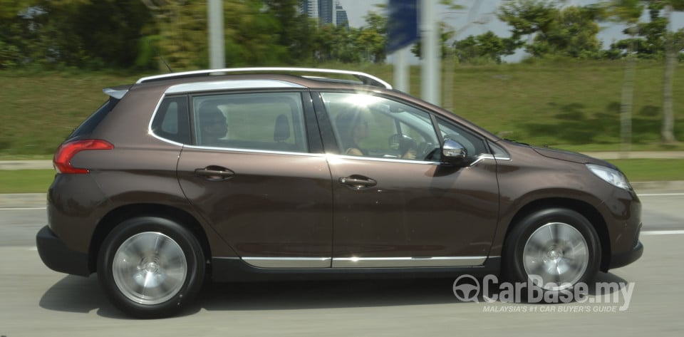 Peugeot 2008 A94 (2014) Exterior