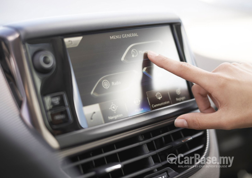 Peugeot 2008 A94 (2014) Interior
