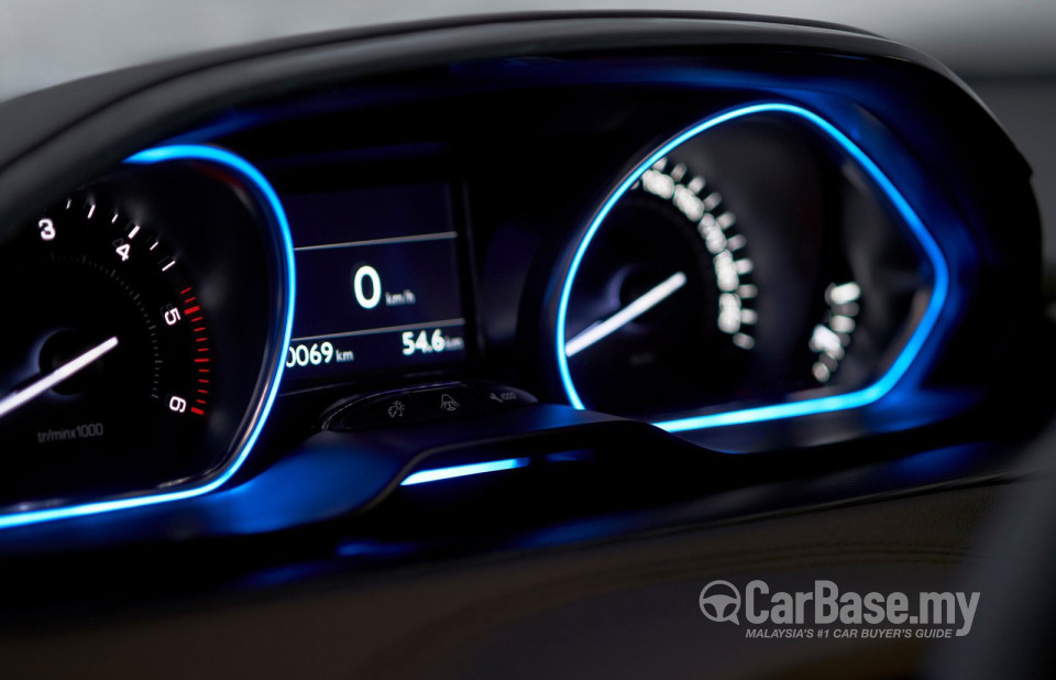 Peugeot 2008 A94 (2014) Interior