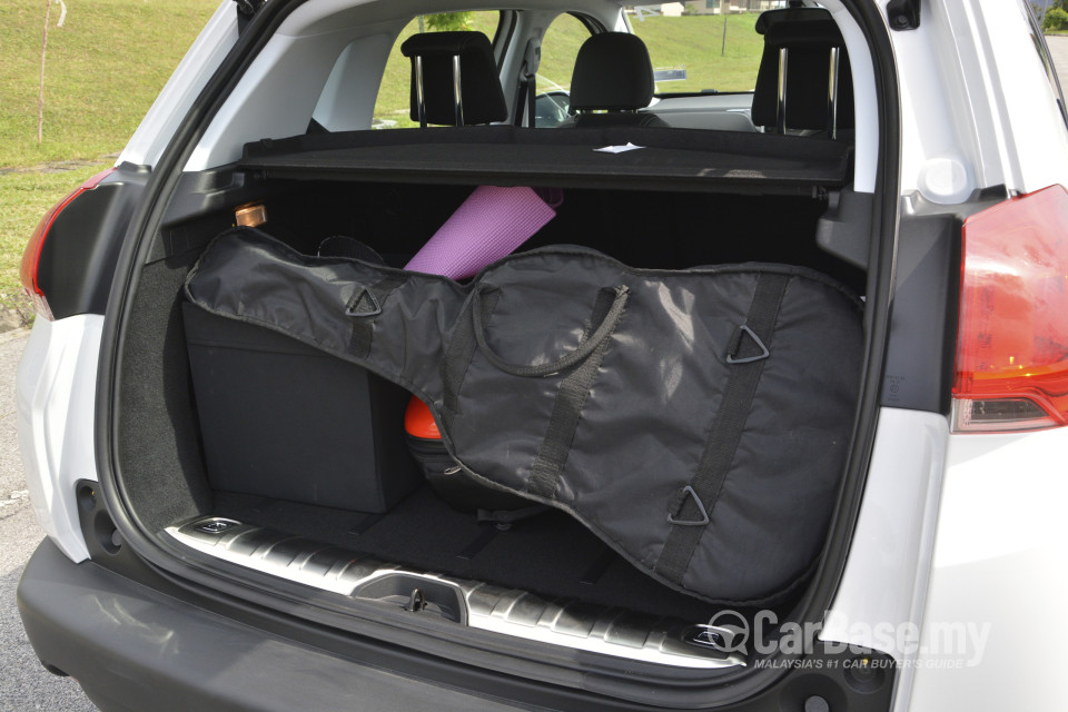 Peugeot 2008 A94 (2014) Interior
