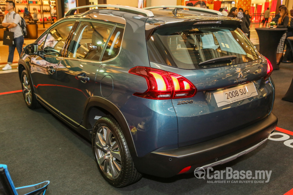 Peugeot 2008 A94 Facelift (2017) Exterior