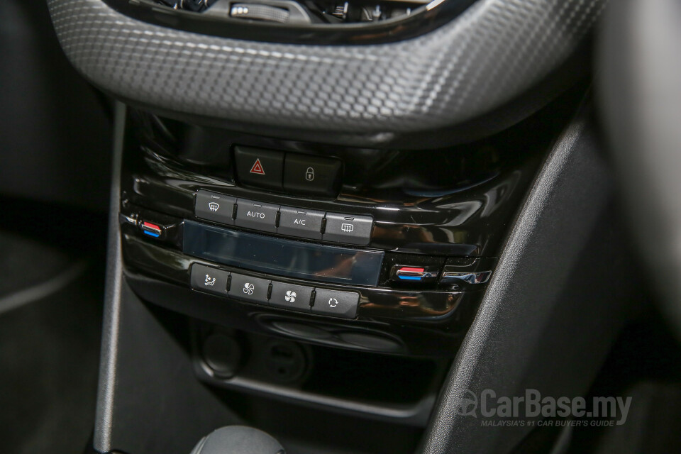 Mercedes-Benz SLC R172 Facelift (2016) Interior