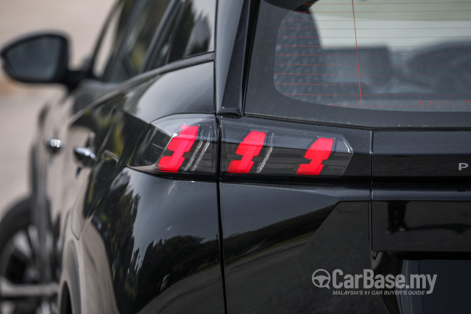 Peugeot 2008 P24 (2022) Exterior