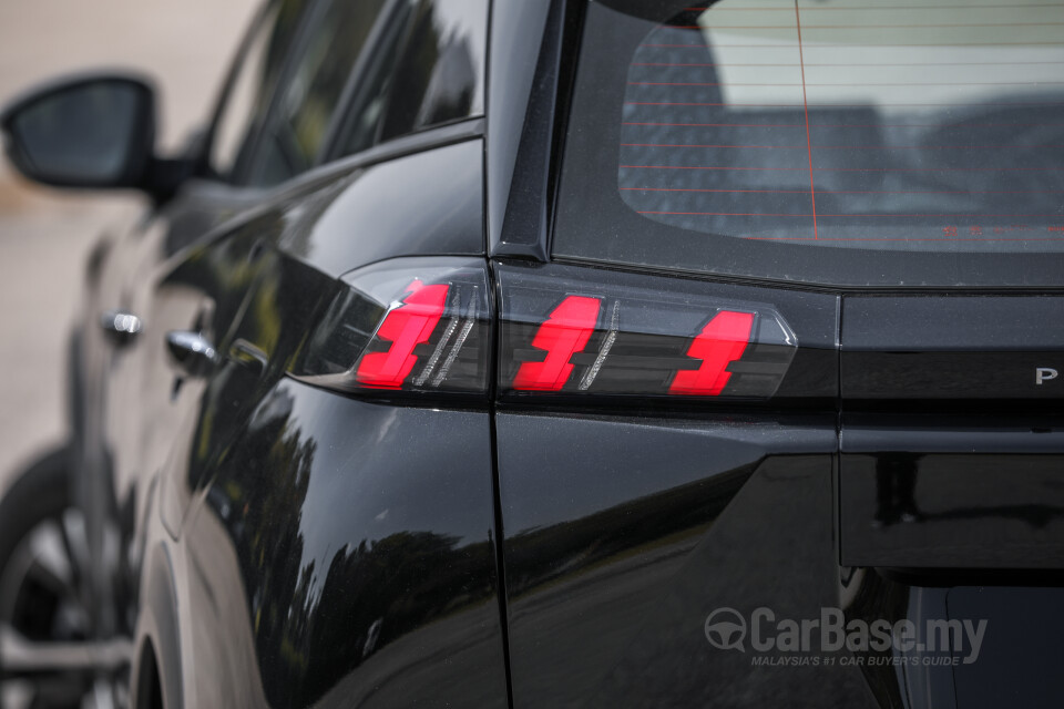 Peugeot 2008 P24 (2022) Exterior