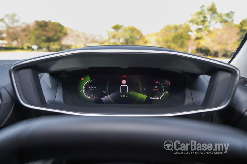 Peugeot 2008 P24 (2022) Interior