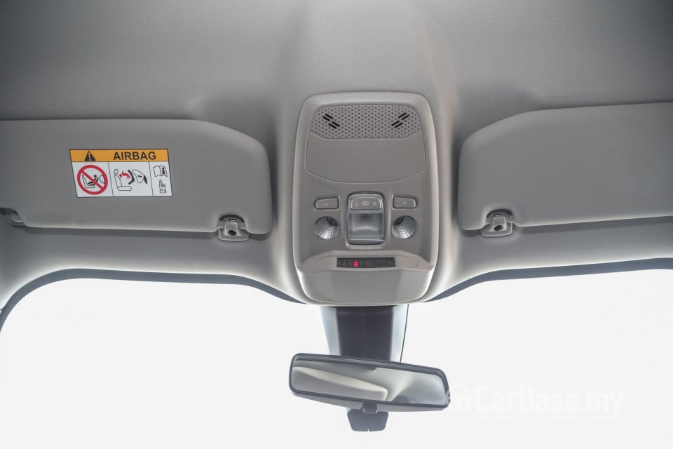 Peugeot 2008 P24 (2022) Interior