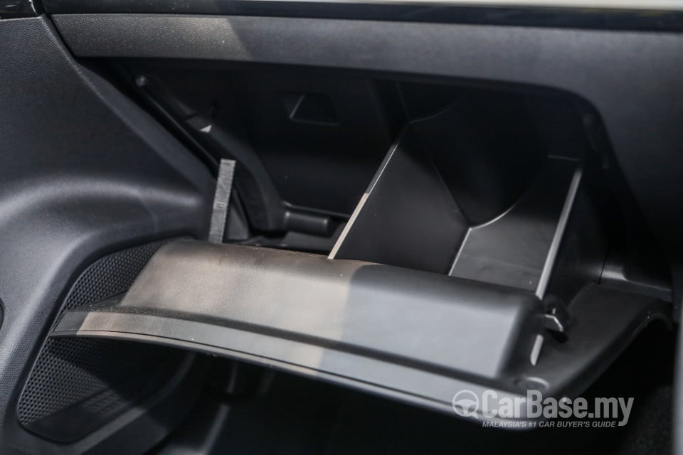 Peugeot 2008 P24 (2022) Interior