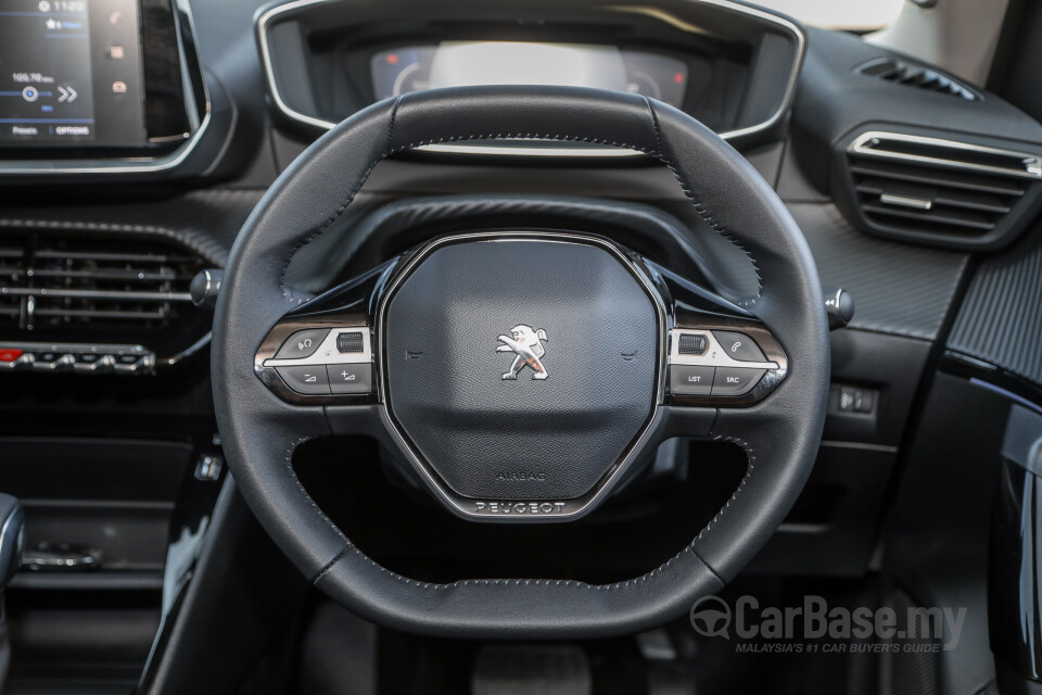 Peugeot 2008 P24 (2022) Interior