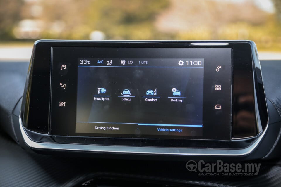 Peugeot 2008 P24 (2022) Interior