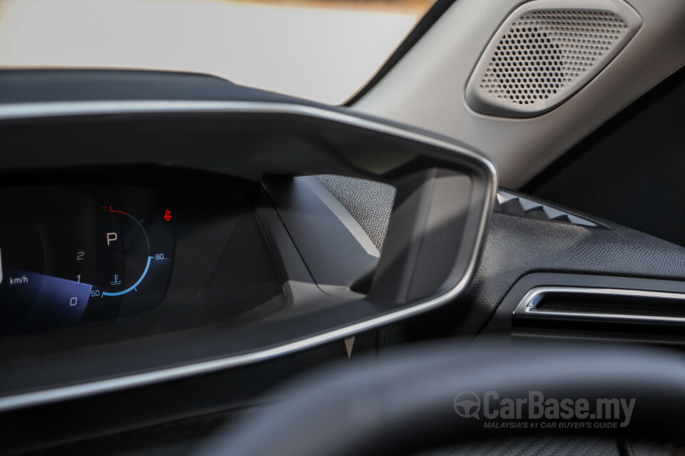 Peugeot 2008 P24 (2022) Interior