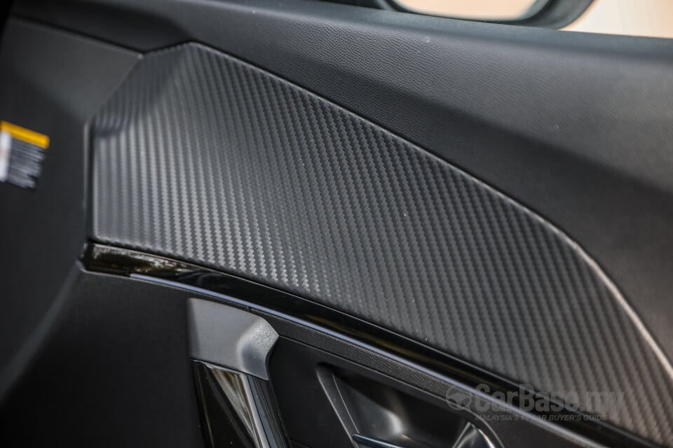 Peugeot 2008 P24 (2022) Interior
