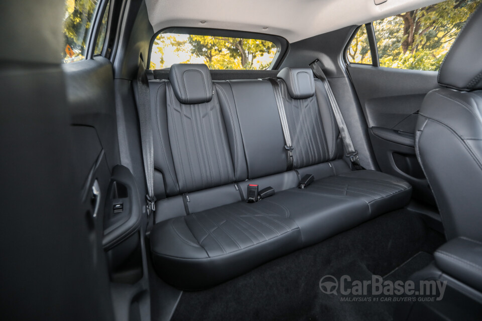 Peugeot 2008 P24 (2022) Interior