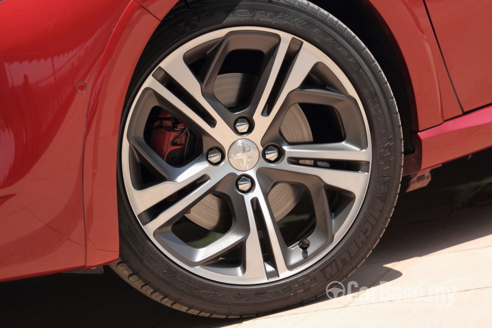 Peugeot 208 GTi Mk1 (2013) Exterior