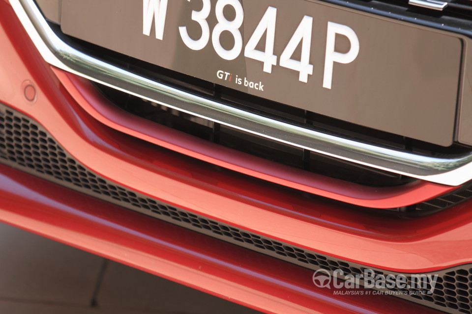 Peugeot 208 GTi Mk1 (2013) Exterior