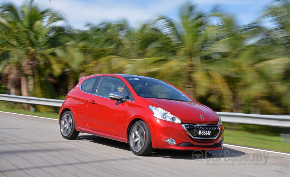 Nissan Almera N17 Facelift (2015) Exterior