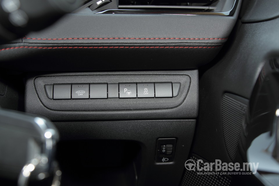 Peugeot 208 GTi Mk1 (2013) Interior
