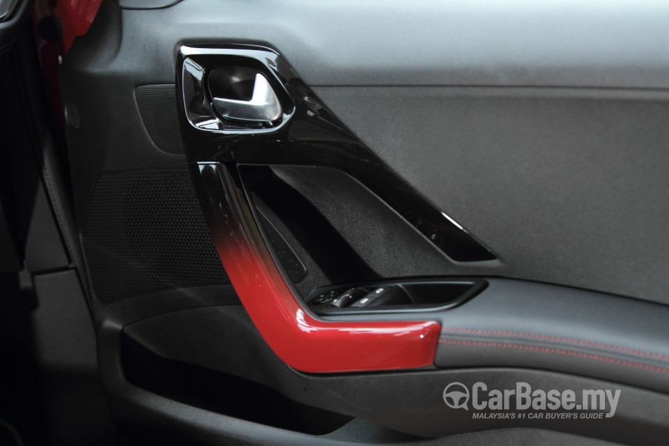 Peugeot 208 GTi Mk1 (2013) Interior