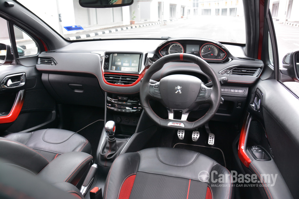 Peugeot 208 GTi Mk1 (2013) Interior